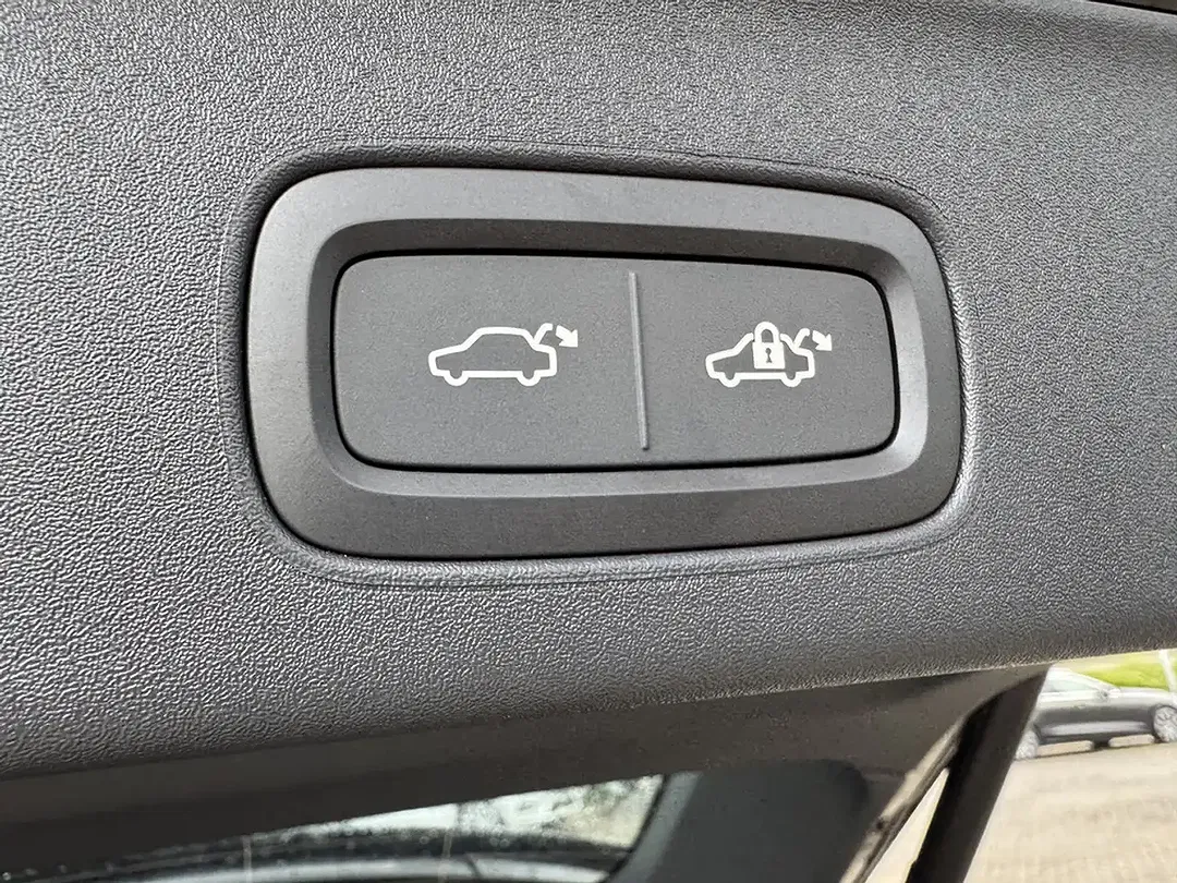 Volvo EX60 EV AWD Ultra - Thumbnail 9
