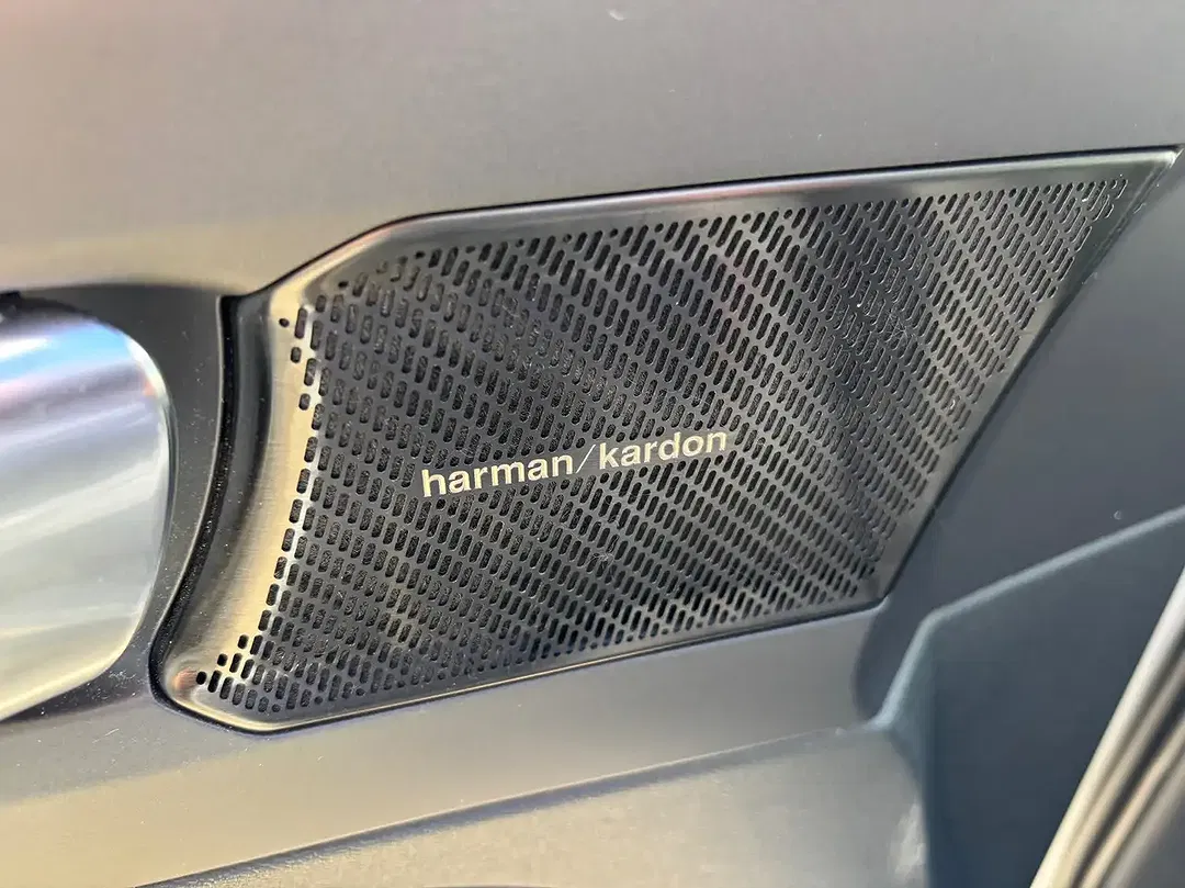 Volvo XC40 Momentum Pro - Thumbnail 10