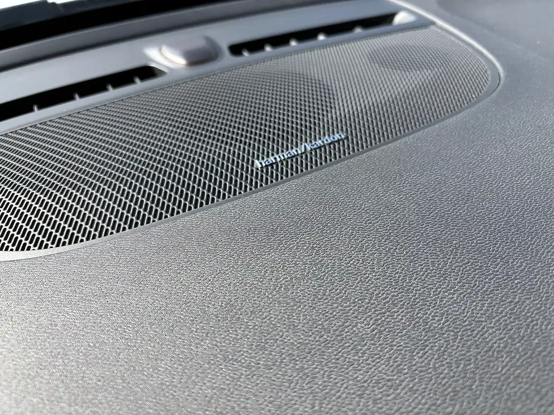 Volvo XC40 Momentum Pro - Thumbnail 9