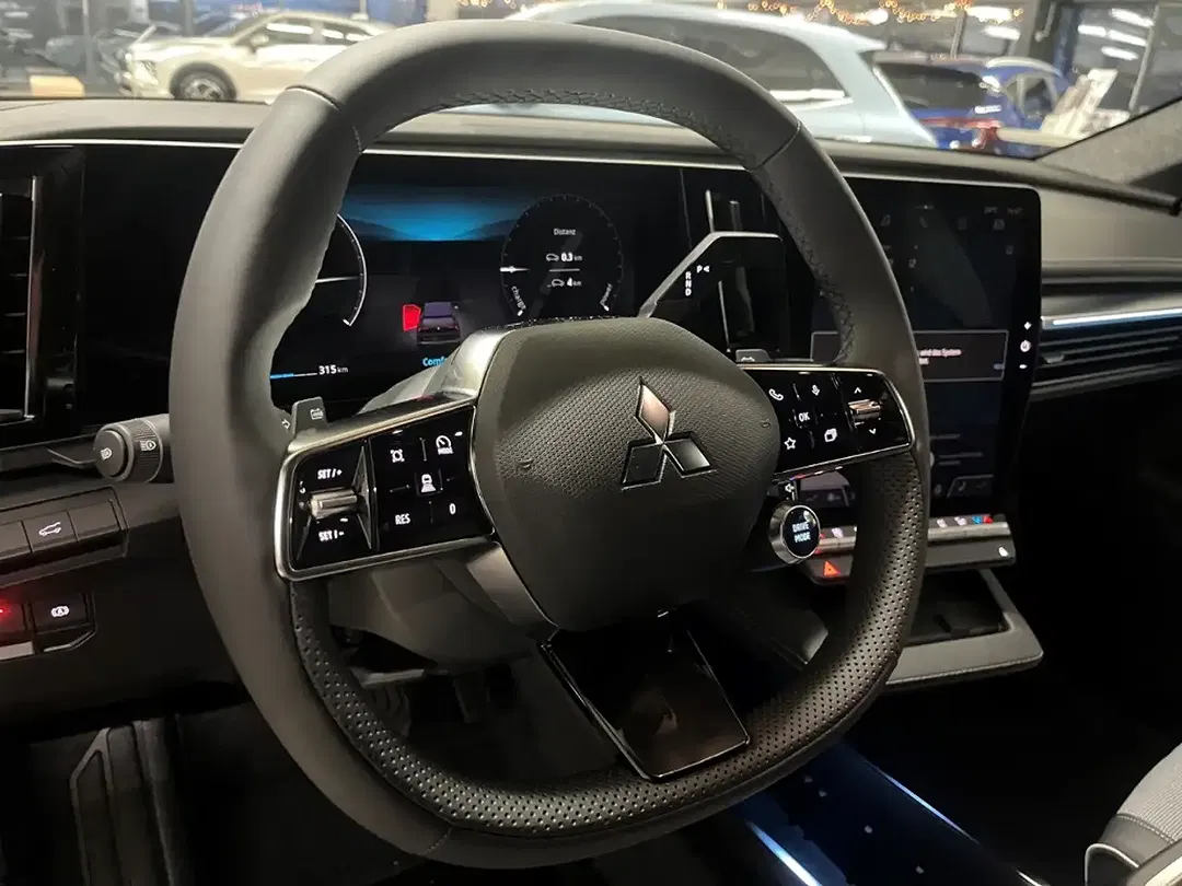 Mitsubishi Eclipse Cross Diamant Top - Thumbnail 11