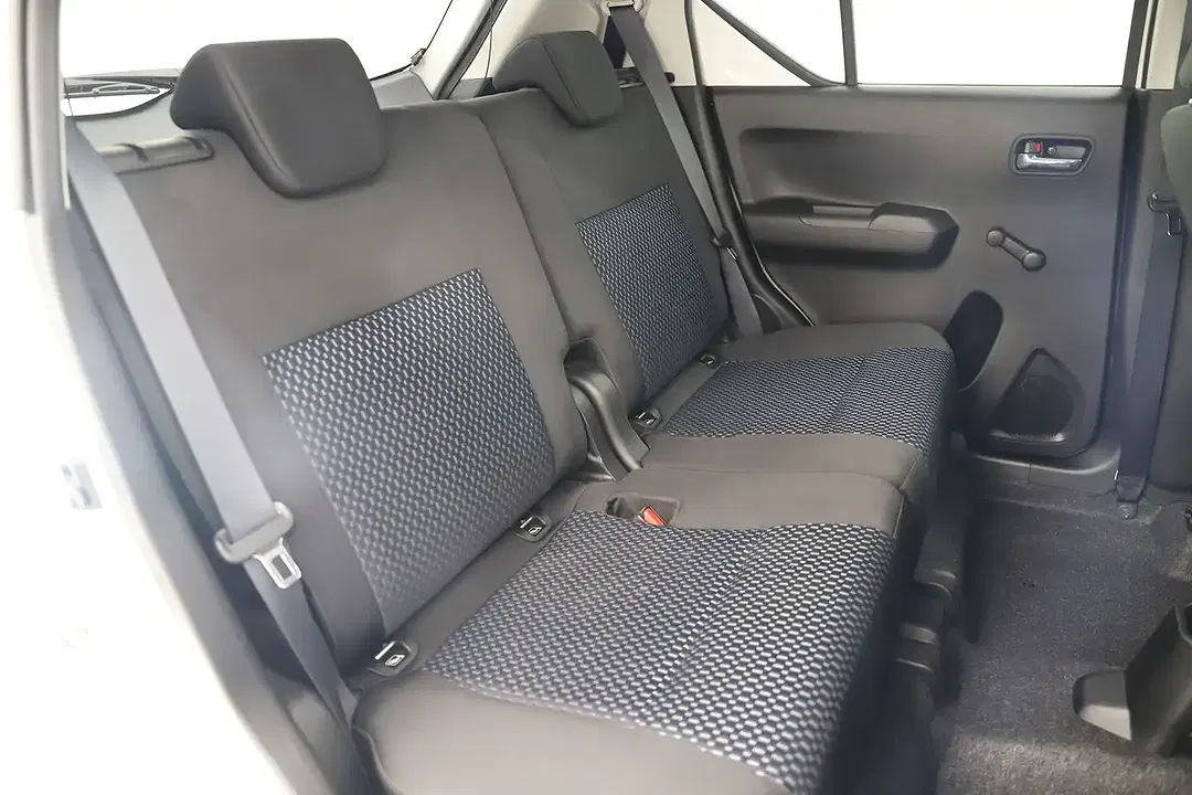 Suzuki Ignis MHEV Hybrid 1.2 AUT Comfort - Thumbnail 12