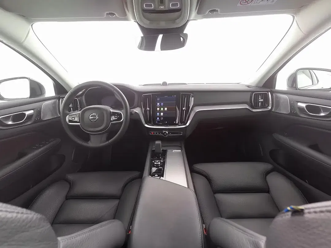 Volvo S60 B5 Geartronic AWD Ultimate Dark - Thumbnail 3