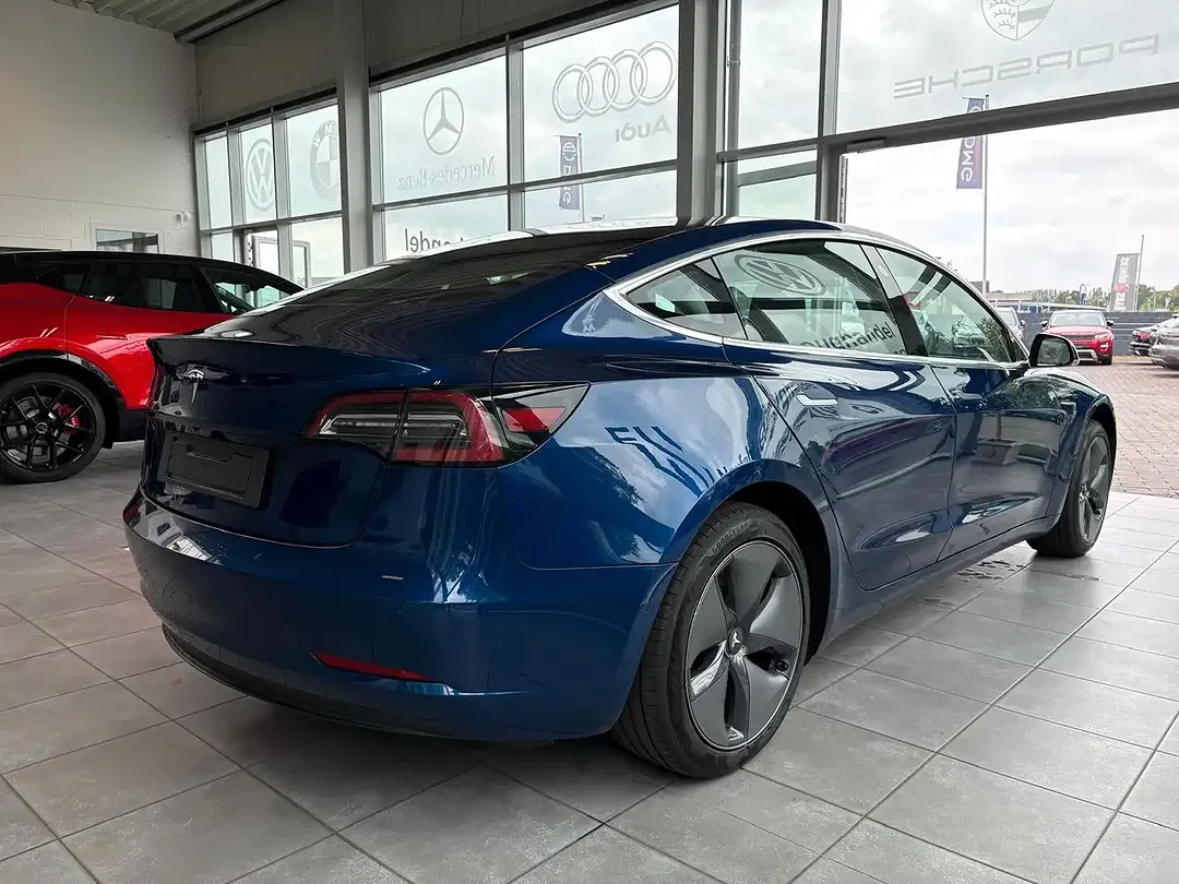 Tesla Model 3 RWD Standard Range Plus - Thumbnail 11