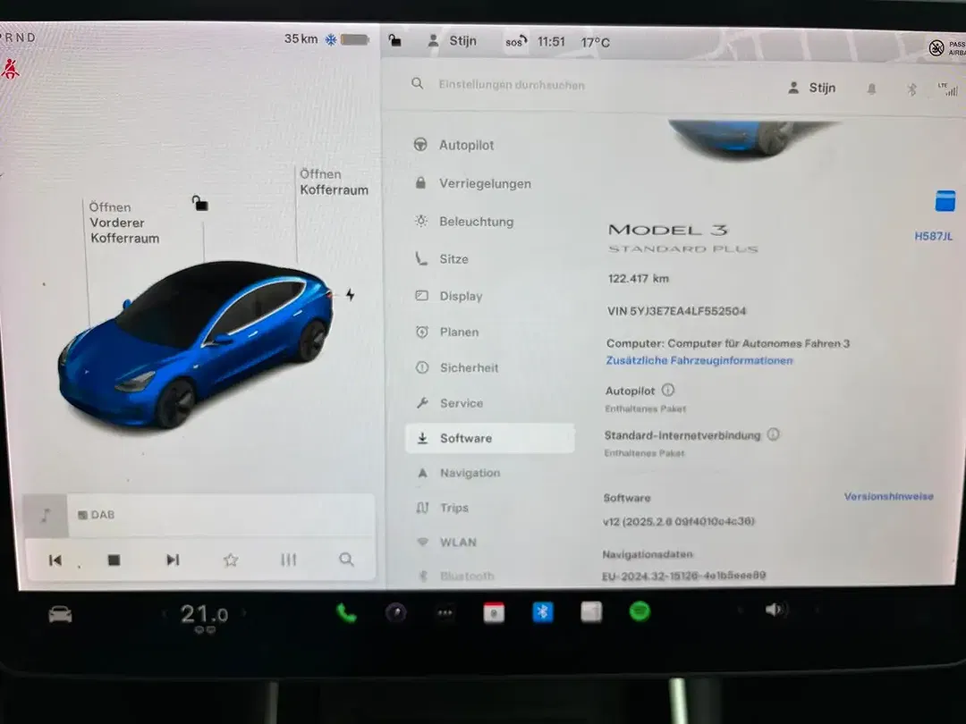 Tesla Model 3 RWD Standard Range Plus - Thumbnail 6