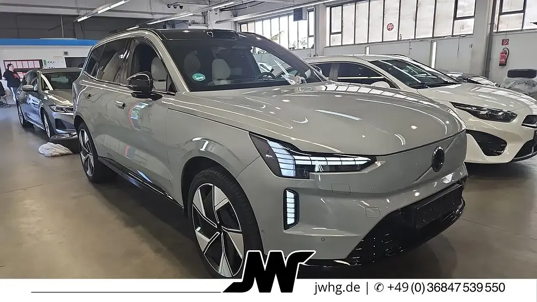 Volvo EX90 Ultra - Thumbnail 8