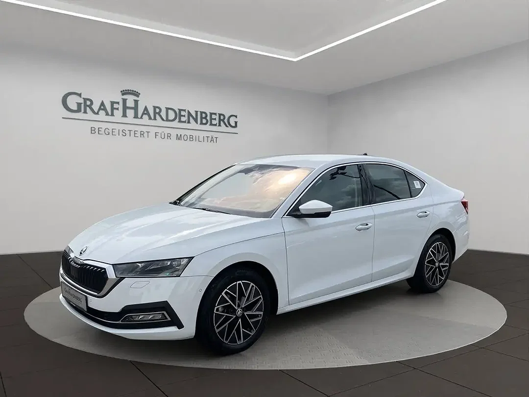 Skoda Octavia 2.0 TDI DSG Style - Afbeelding 1