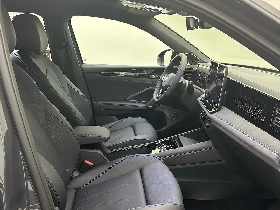Volkswagen Tiguan 1.5 eHybrid R-Line - Thumbnail 10