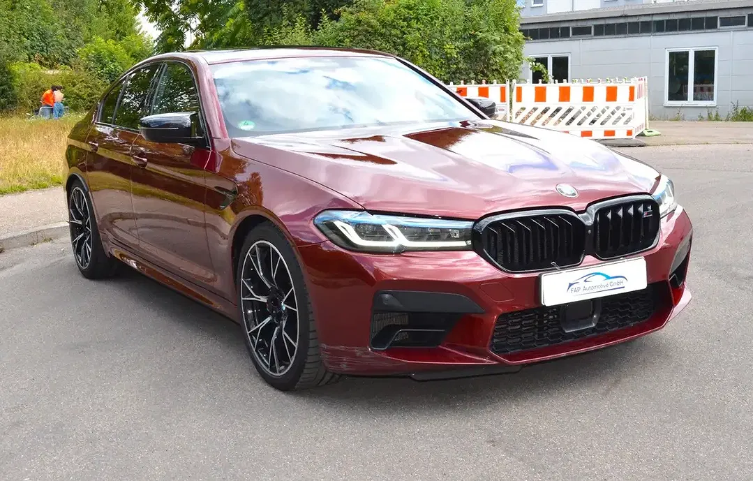 BMW M5 Competition - Thumbnail 4