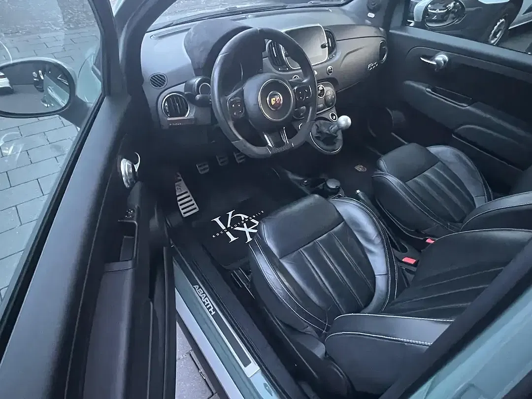 Abarth 695 70th Anniversario - Thumbnail 11