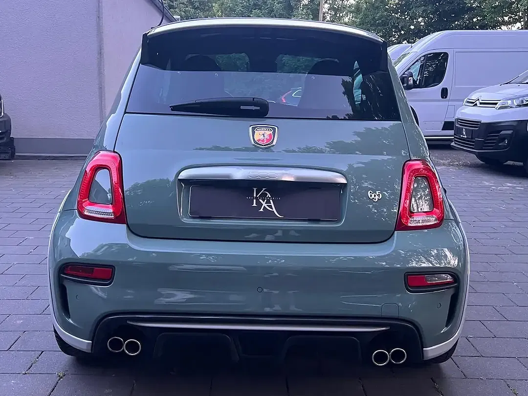 Abarth 695 70th Anniversario - Thumbnail 7