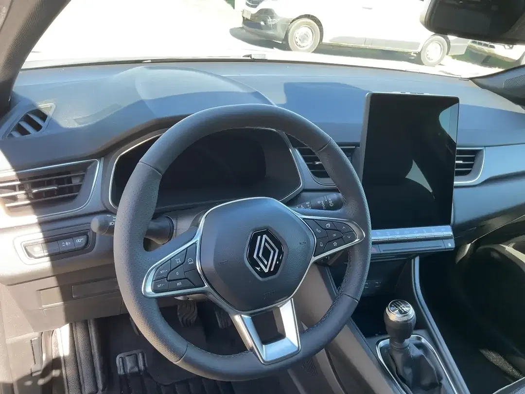 Renault Captur TCe Techno - Thumbnail 4
