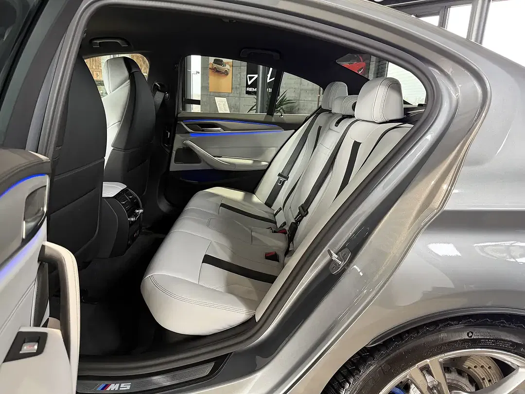BMW M5 - foto 8