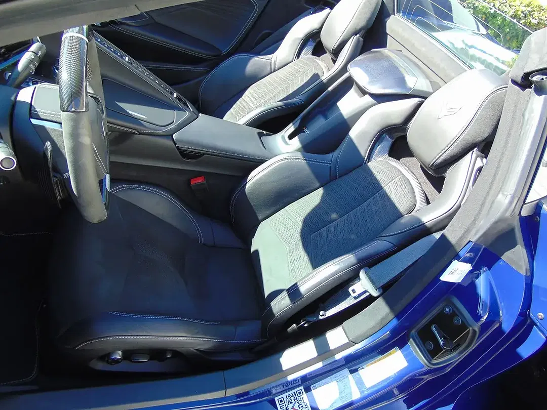 Corvette C8 E-Ray 3LZ - Thumbnail 3