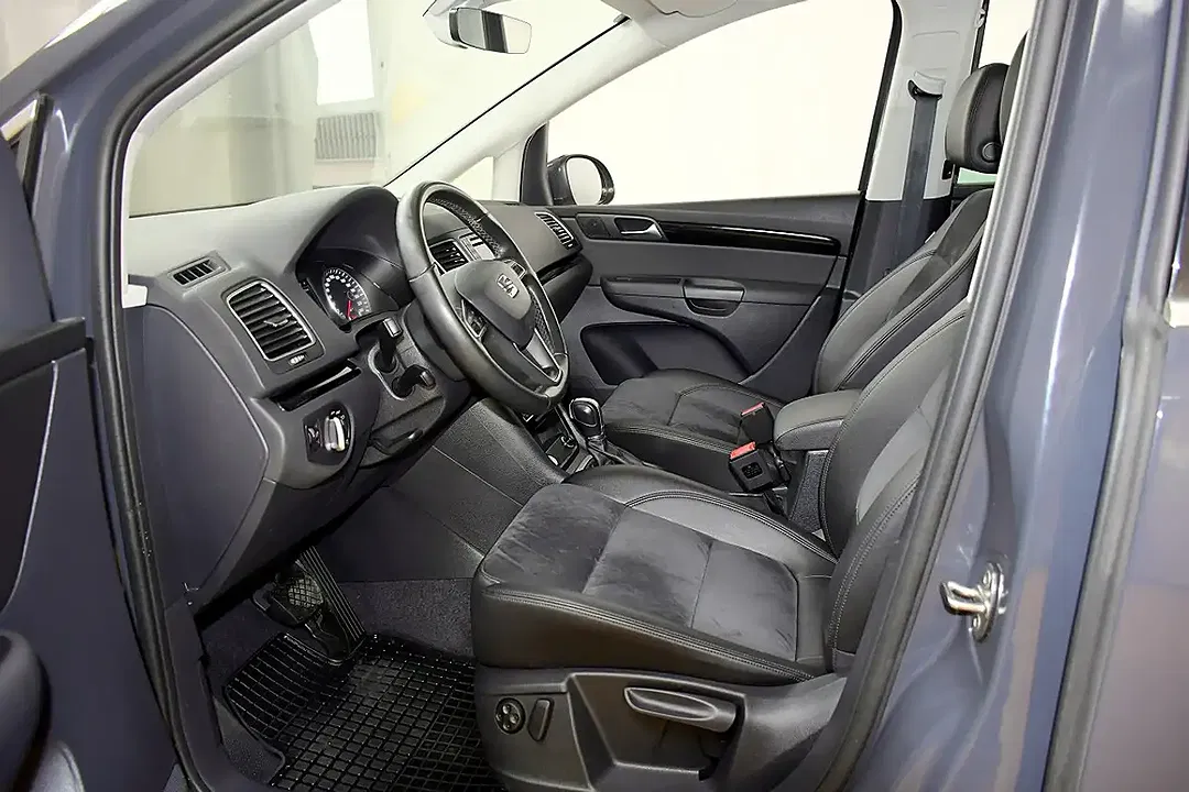 SEAT Alhambra 2.0 TDI DSG Executive - Thumbnail 12