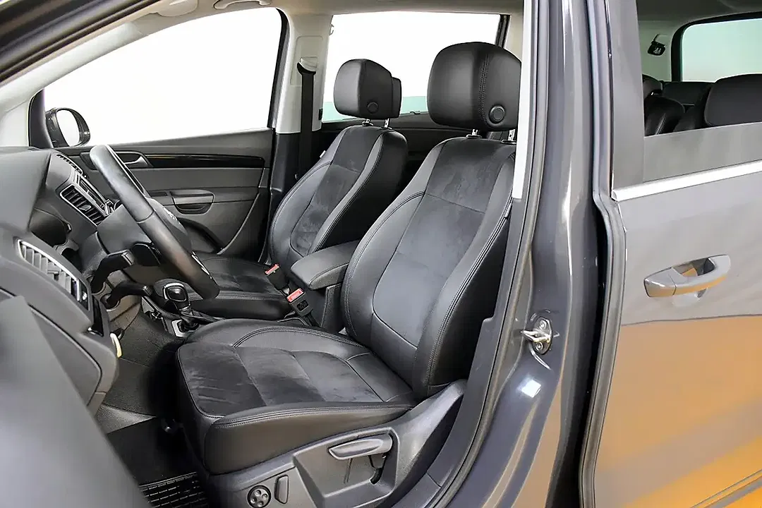 SEAT Alhambra 2.0 TDI DSG Executive - Thumbnail 13