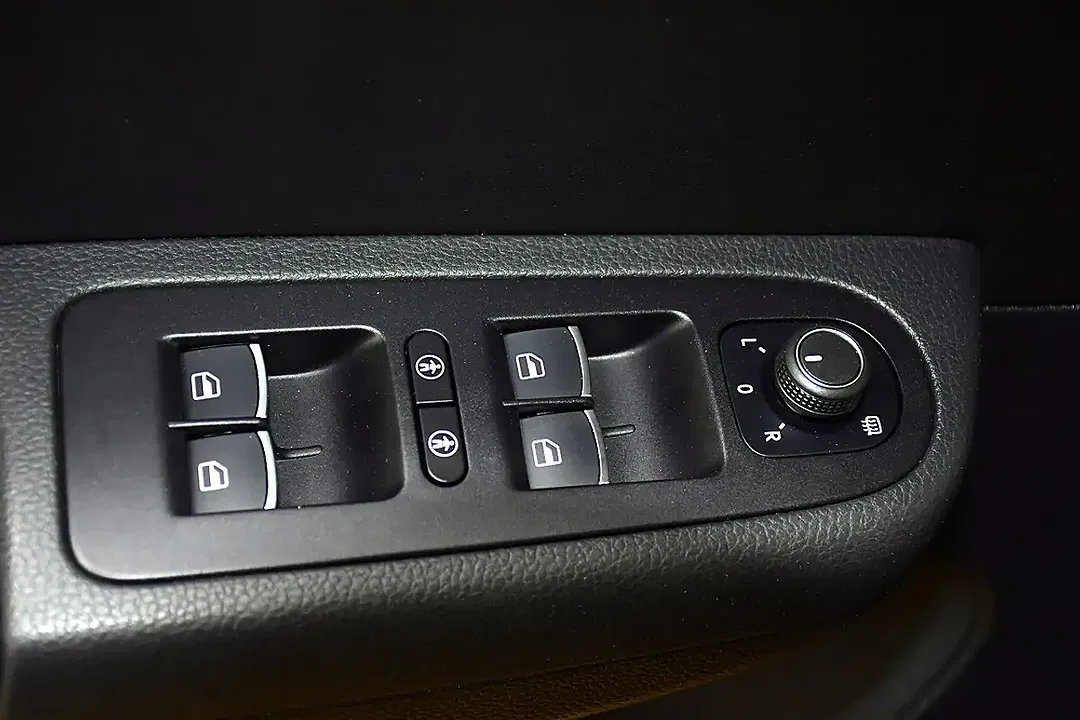 SEAT Alhambra 2.0 TDI DSG Executive - Thumbnail 15