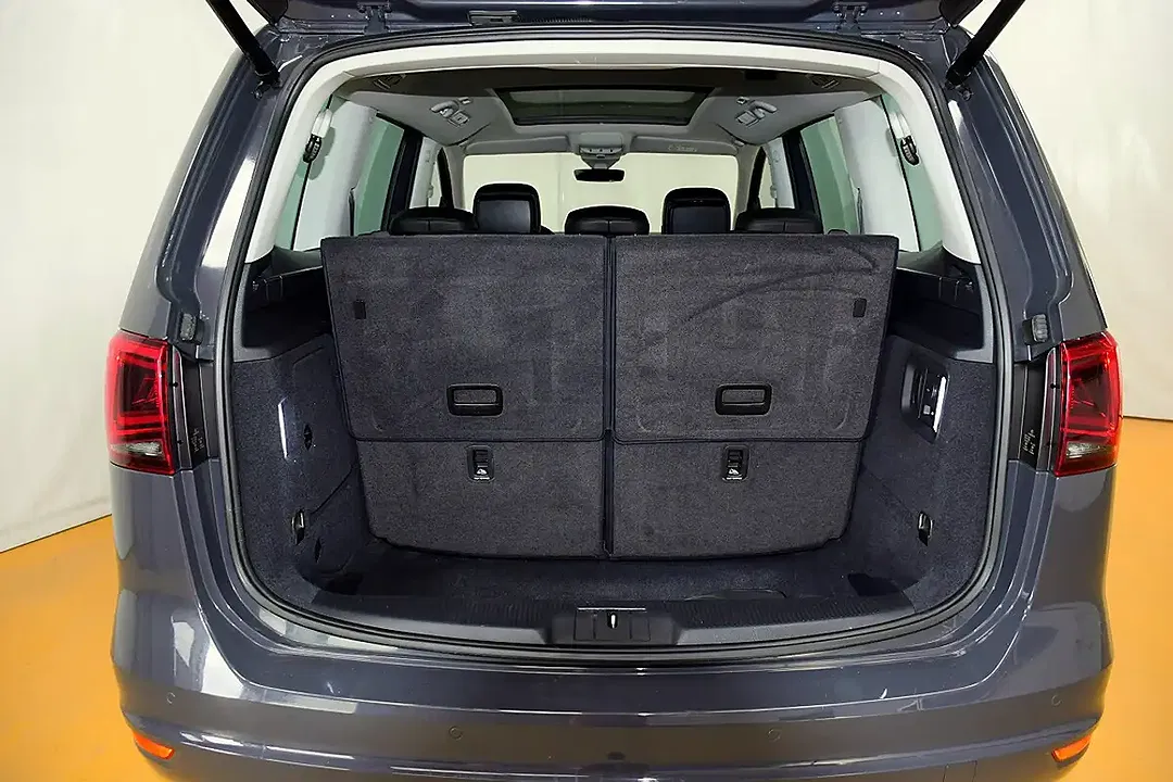SEAT Alhambra 2.0 TDI DSG Executive - Thumbnail 4