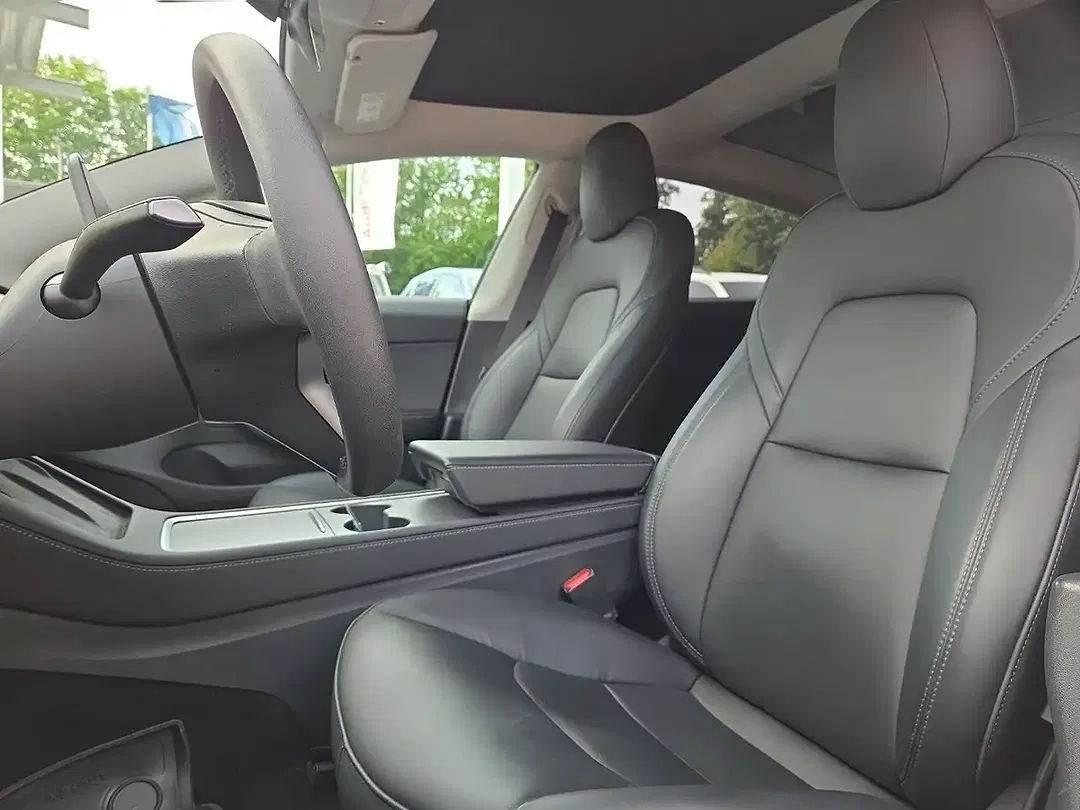 Tesla Model 3 RWD - foto 14
