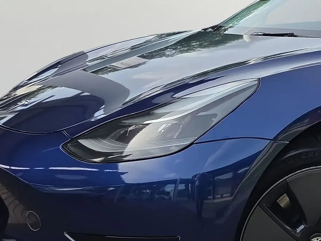 Tesla Model 3 RWD - Thumbnail 5