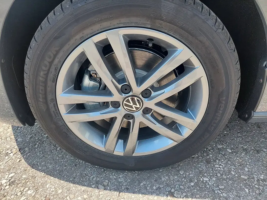 Volkswagen Touran 1.5 TSI DSG Comfortline - foto 2
