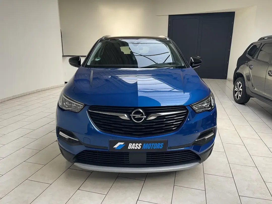 Opel Grandland X 1.2 Turbo - foto 2