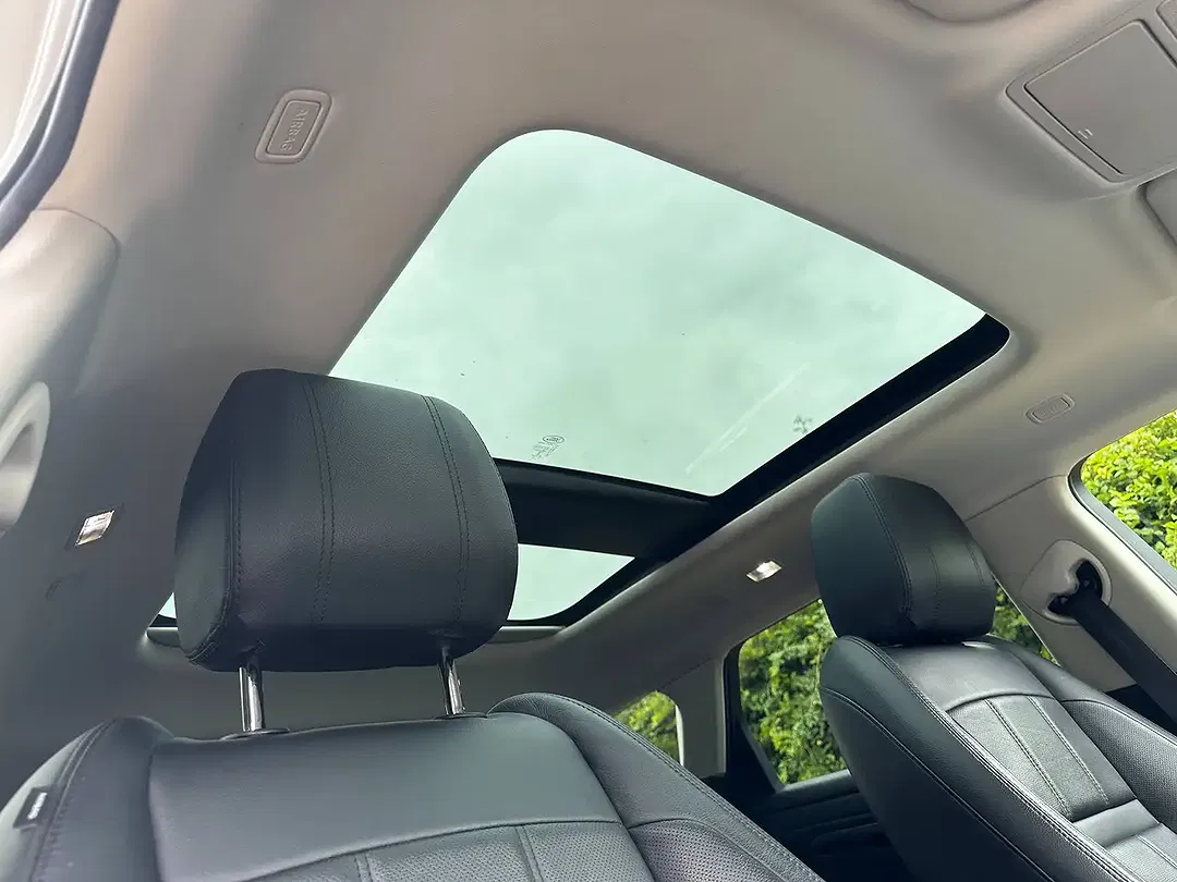 Land Rover Range Rover Evoque P300 4x4 PHEV - Thumbnail 3