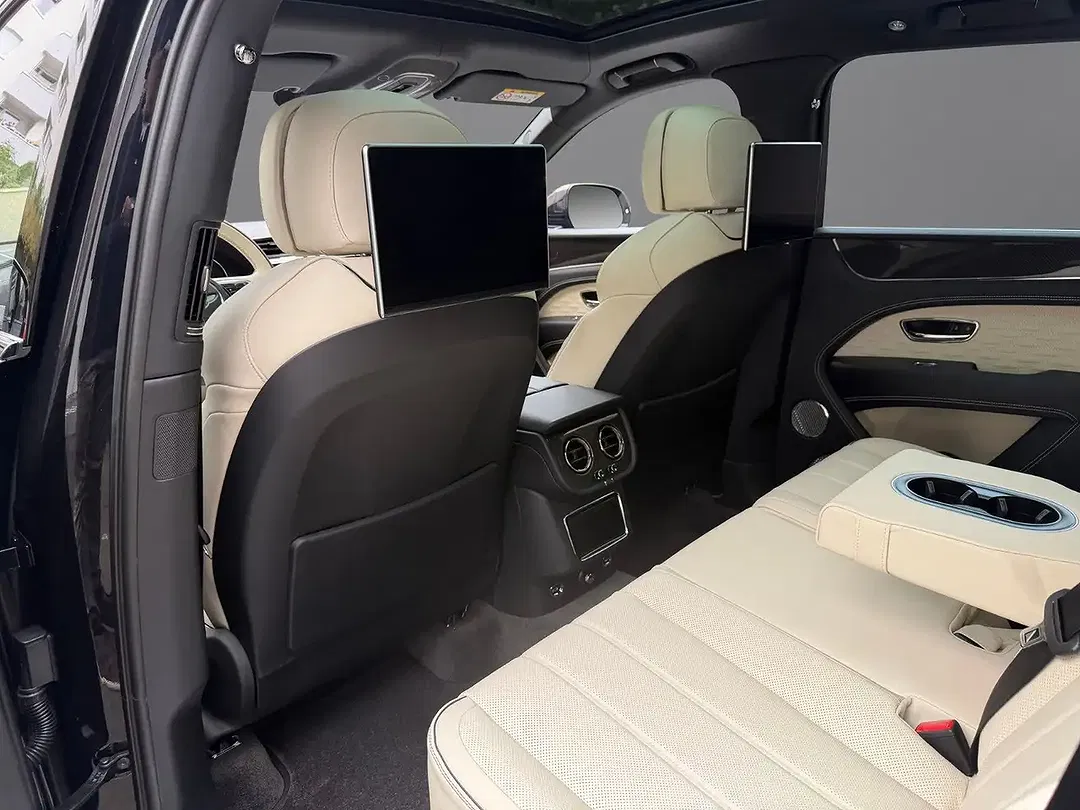 Bentley Bentayga 4.0 V8 Speed - Thumbnail 14