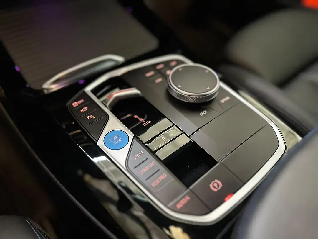 BMW X3 - Thumbnail 13