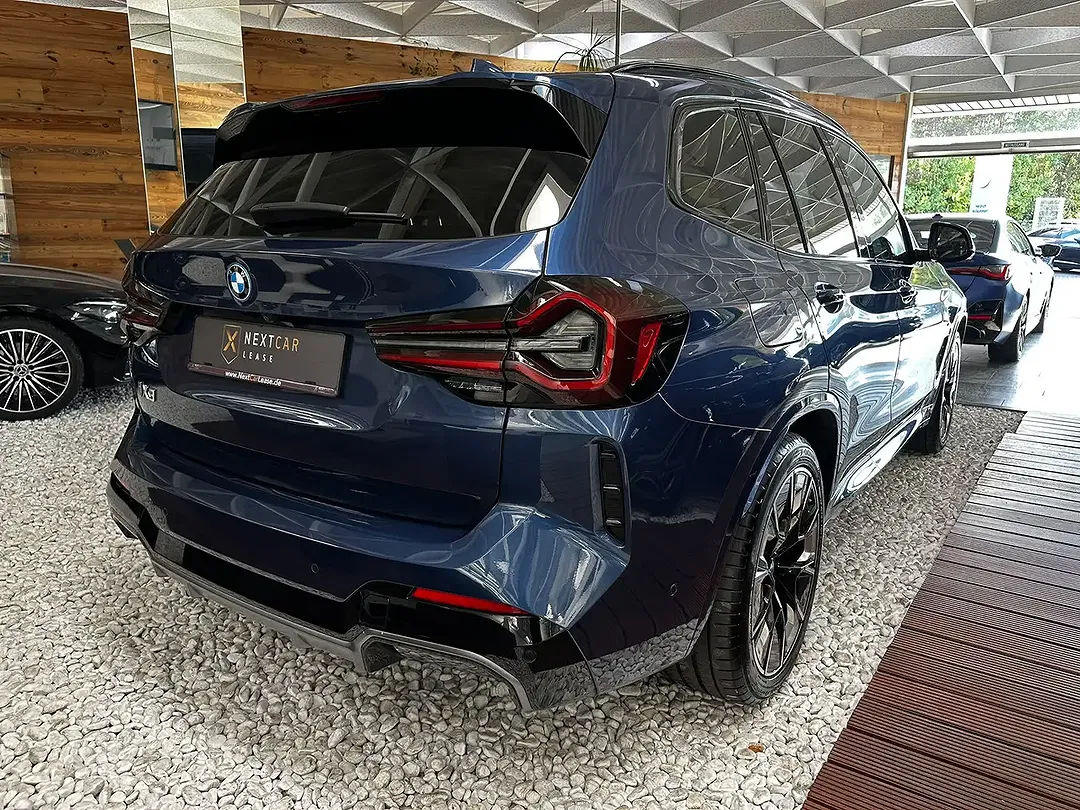 BMW X3 - Thumbnail 3