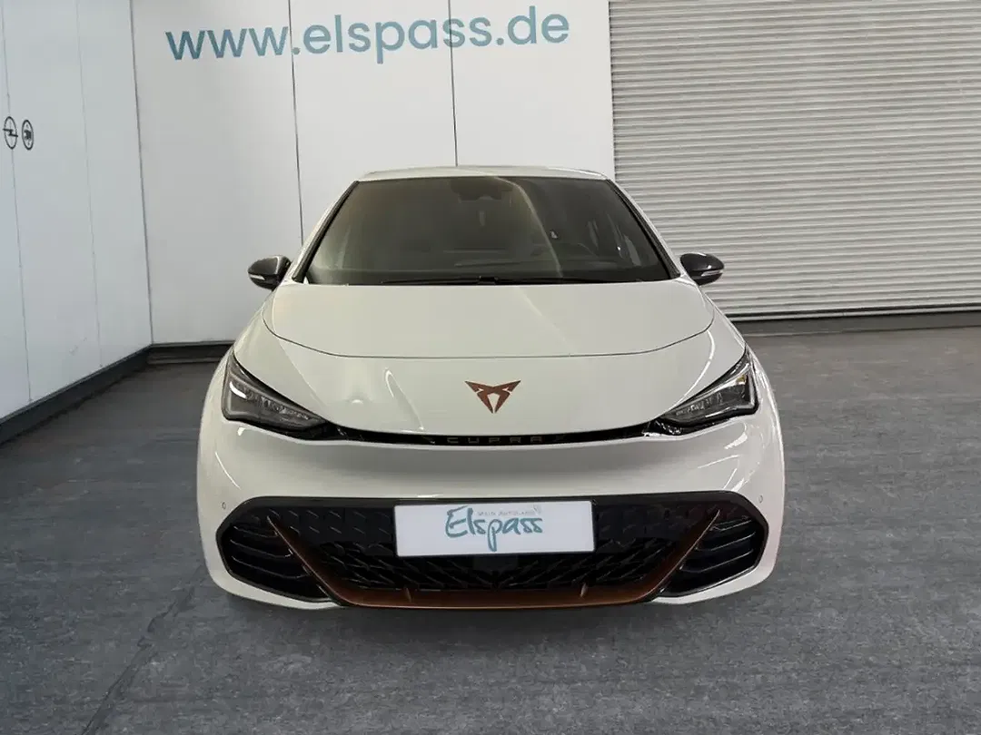 CUPRA Born Edition - Thumbnail 2