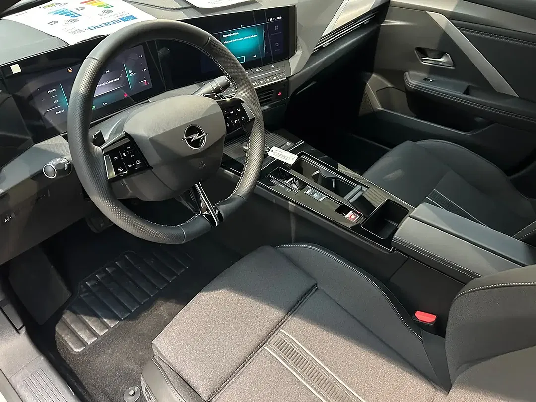 Opel Astra Hybrid 1.2 GS - Thumbnail 10