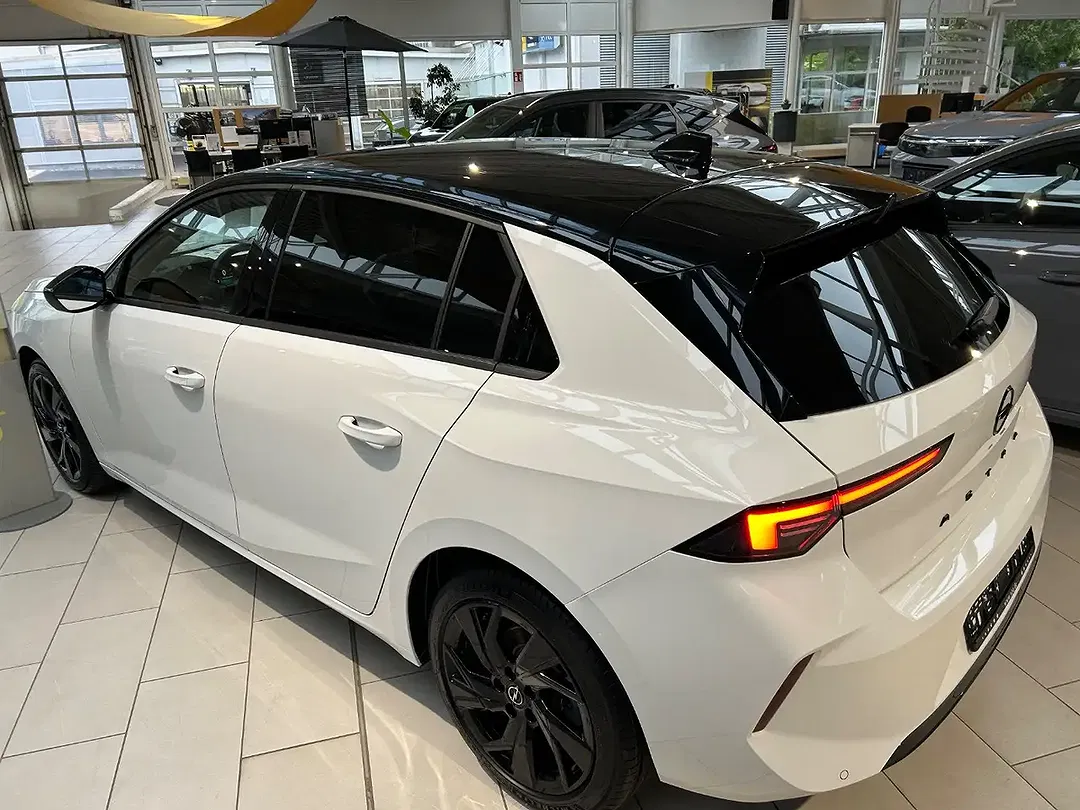 Opel Astra Hybrid 1.2 GS - Thumbnail 7