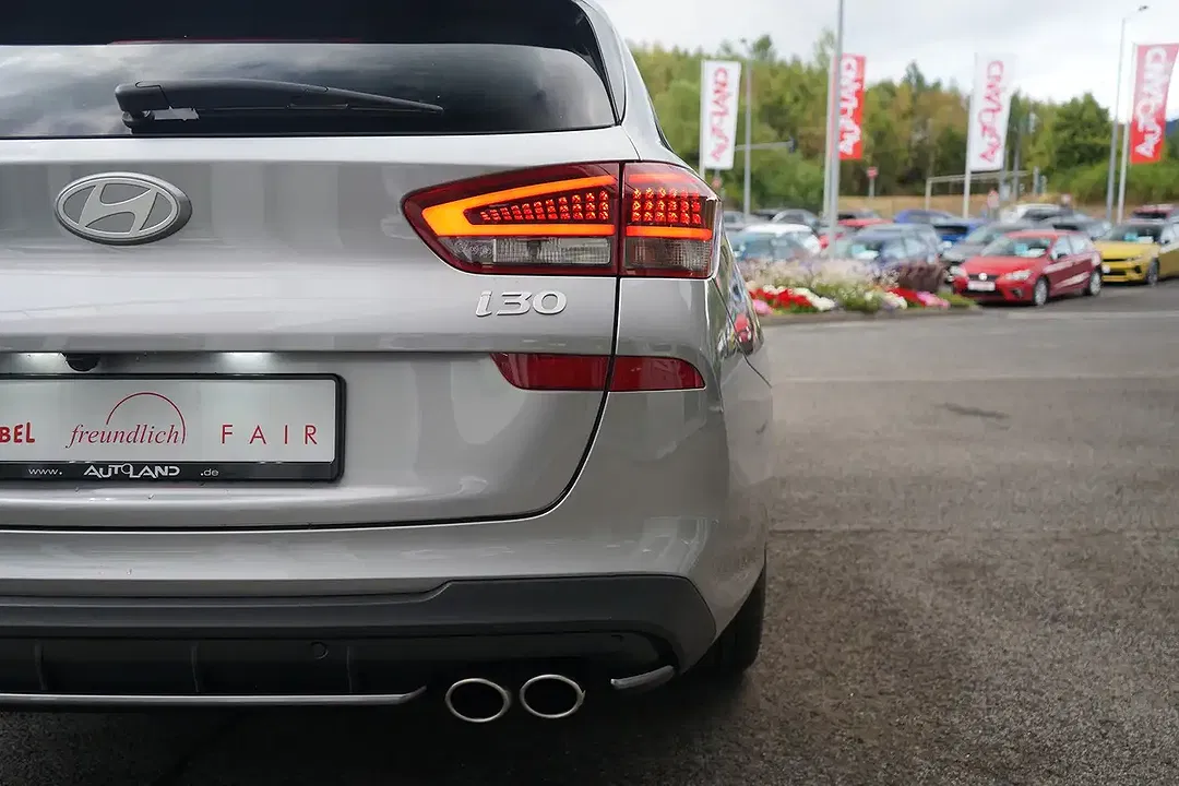 Hyundai i30 1.6 T-GDI AUT N Line cw - Thumbnail 8