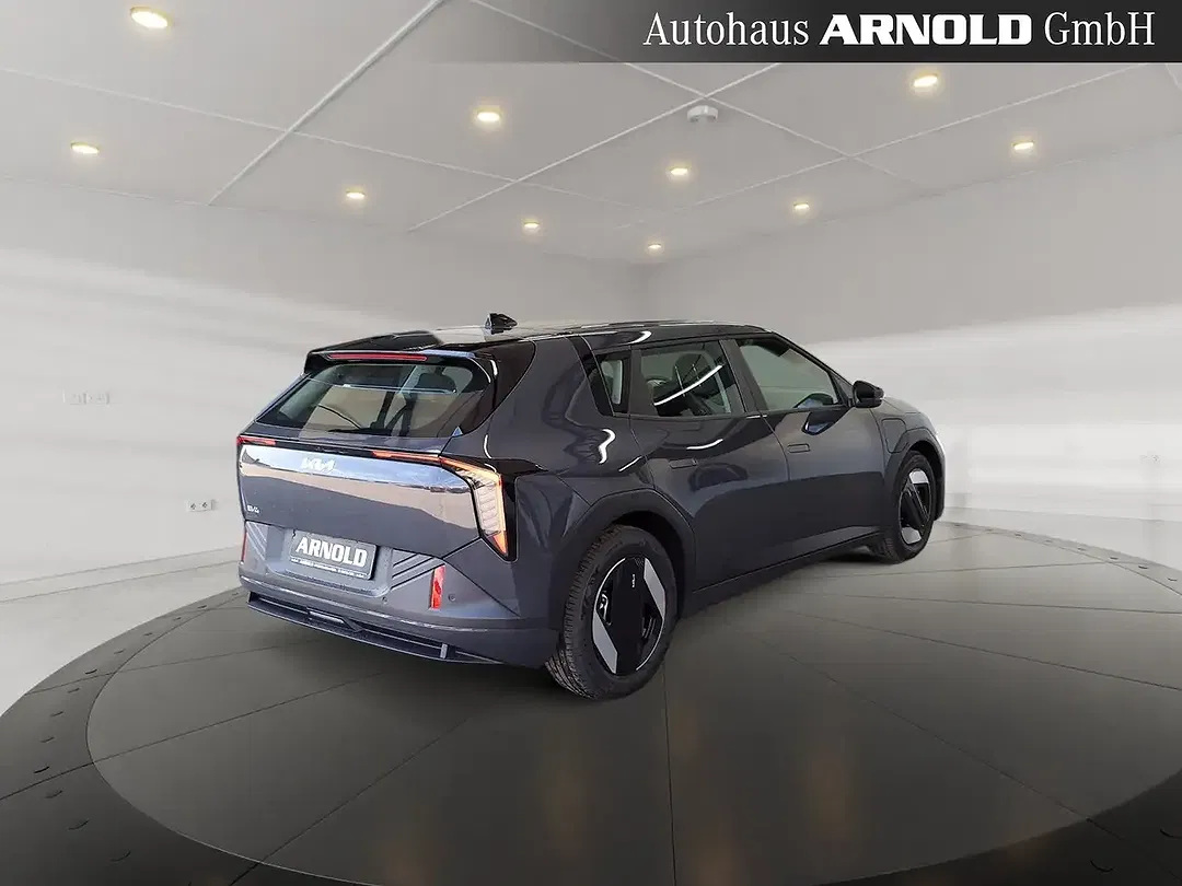 Kia EV4 Air - Thumbnail 4