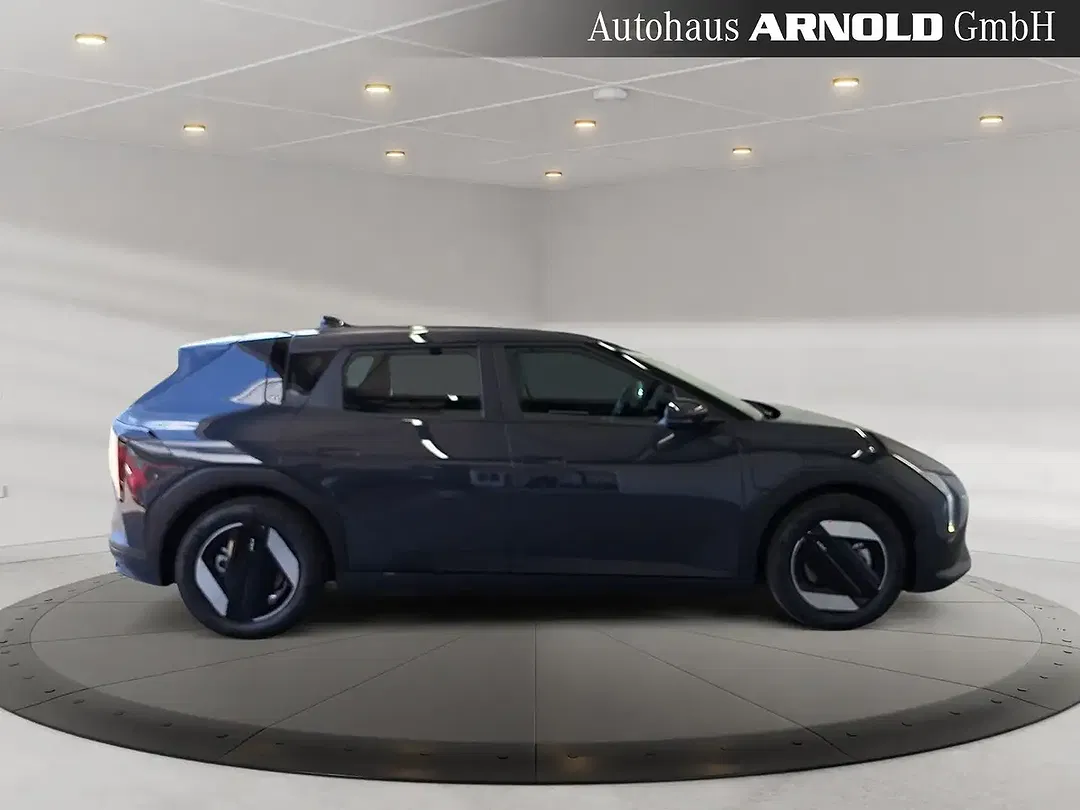 Kia EV4 Air - Thumbnail 5