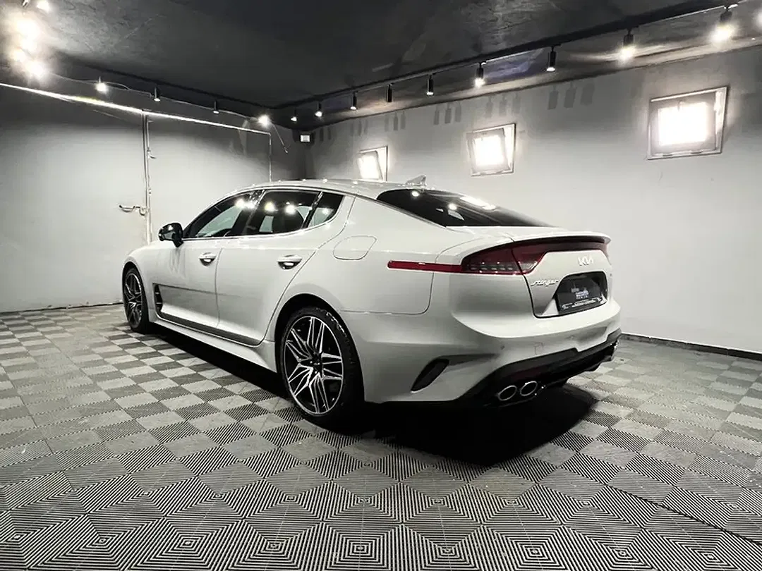 Kia Stinger 3.3 T-GDI GT - Thumbnail 3