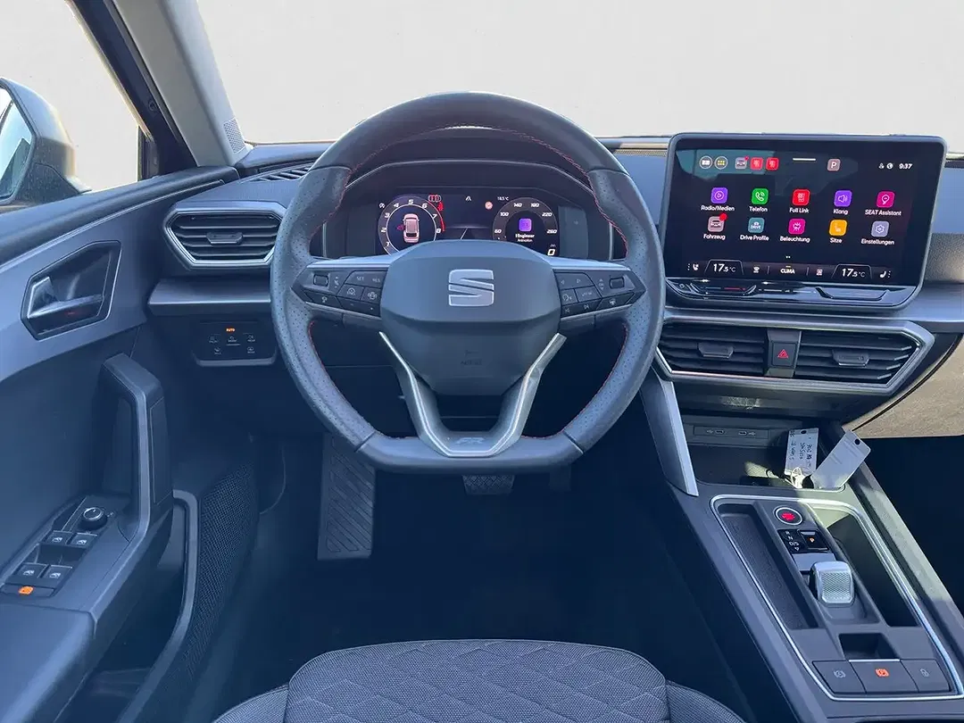SEAT Leon eTSI FR - Thumbnail 10