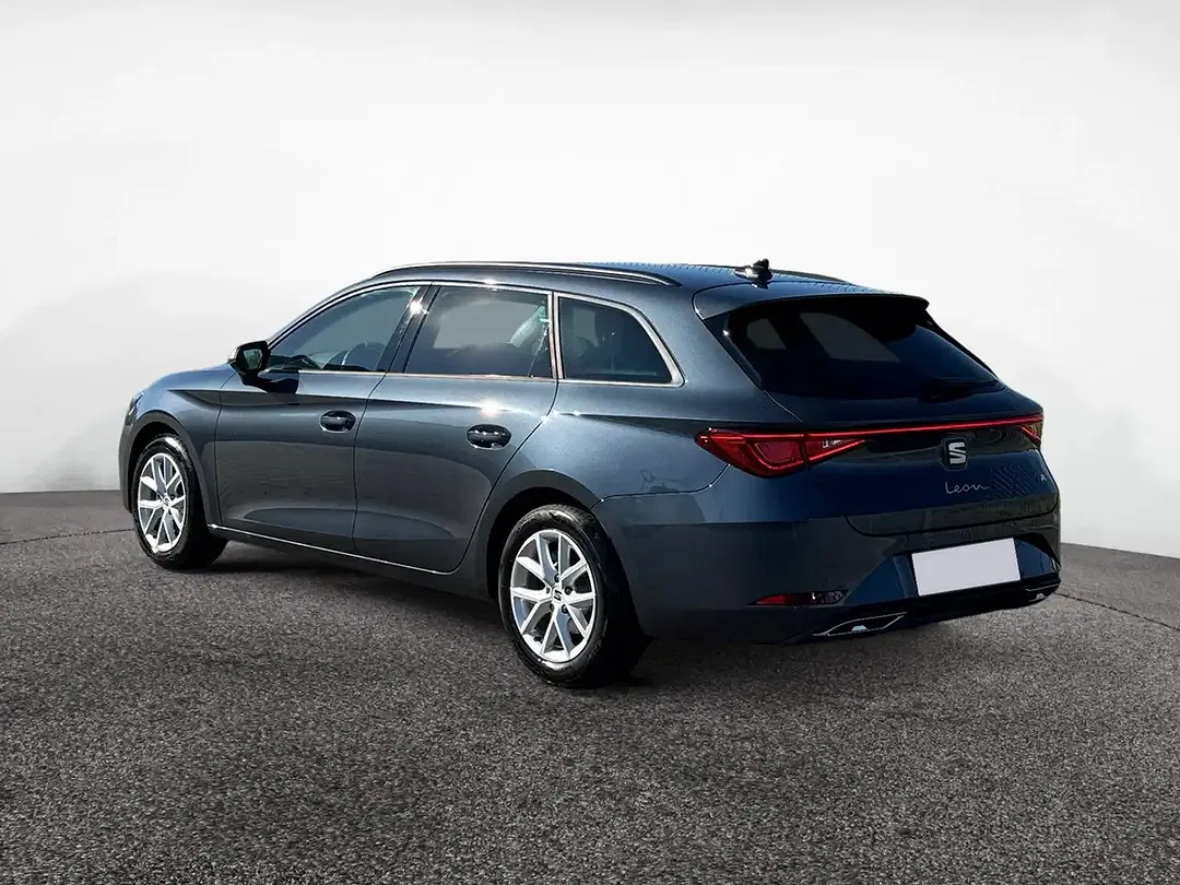 SEAT Leon eTSI FR - Thumbnail 4