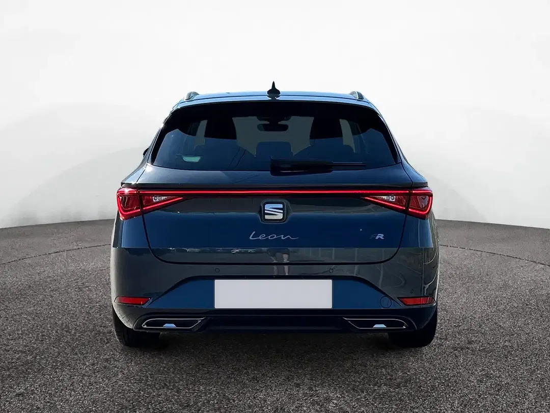 SEAT Leon eTSI FR - Thumbnail 5