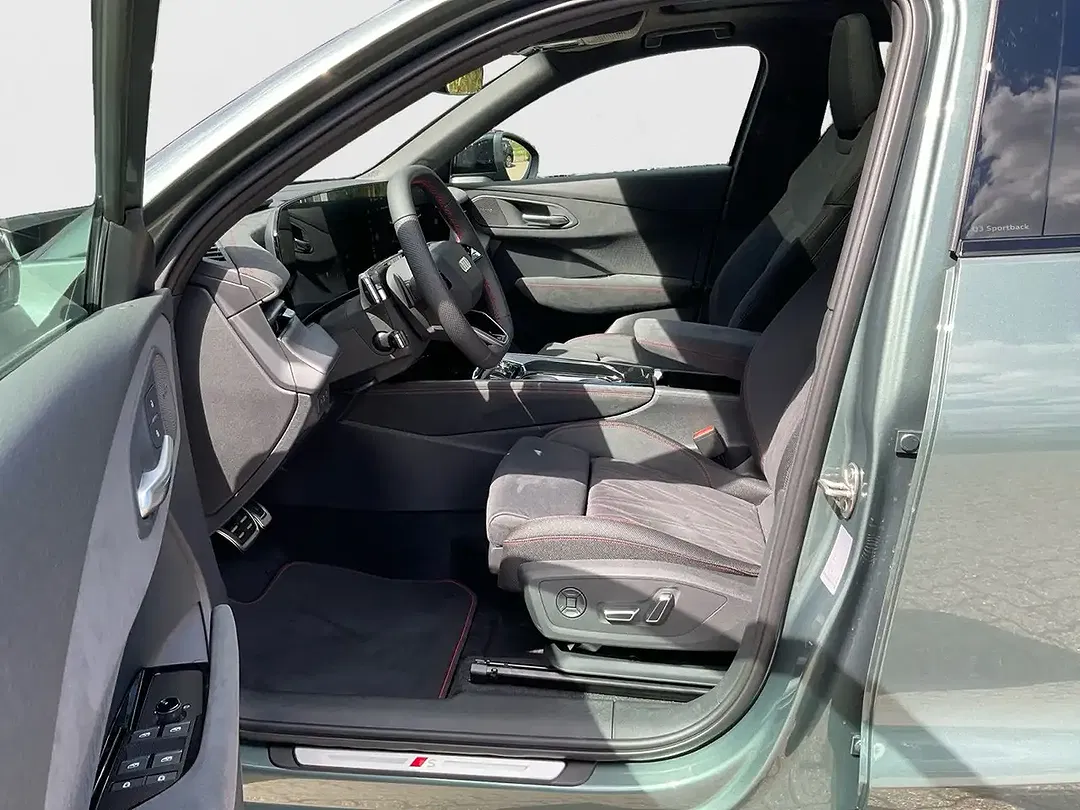 Audi Q3 2.0 TFSI quattro - Thumbnail 9