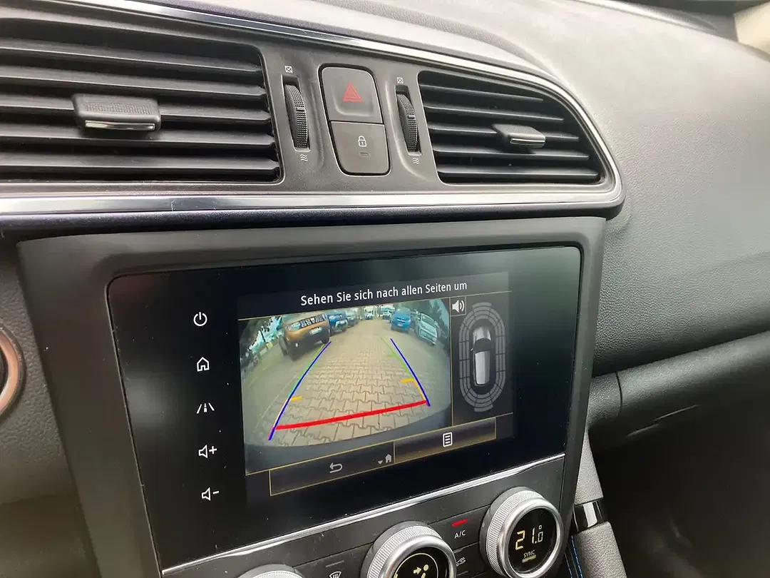Renault Kadjar TCe EDC Limited - Thumbnail 10