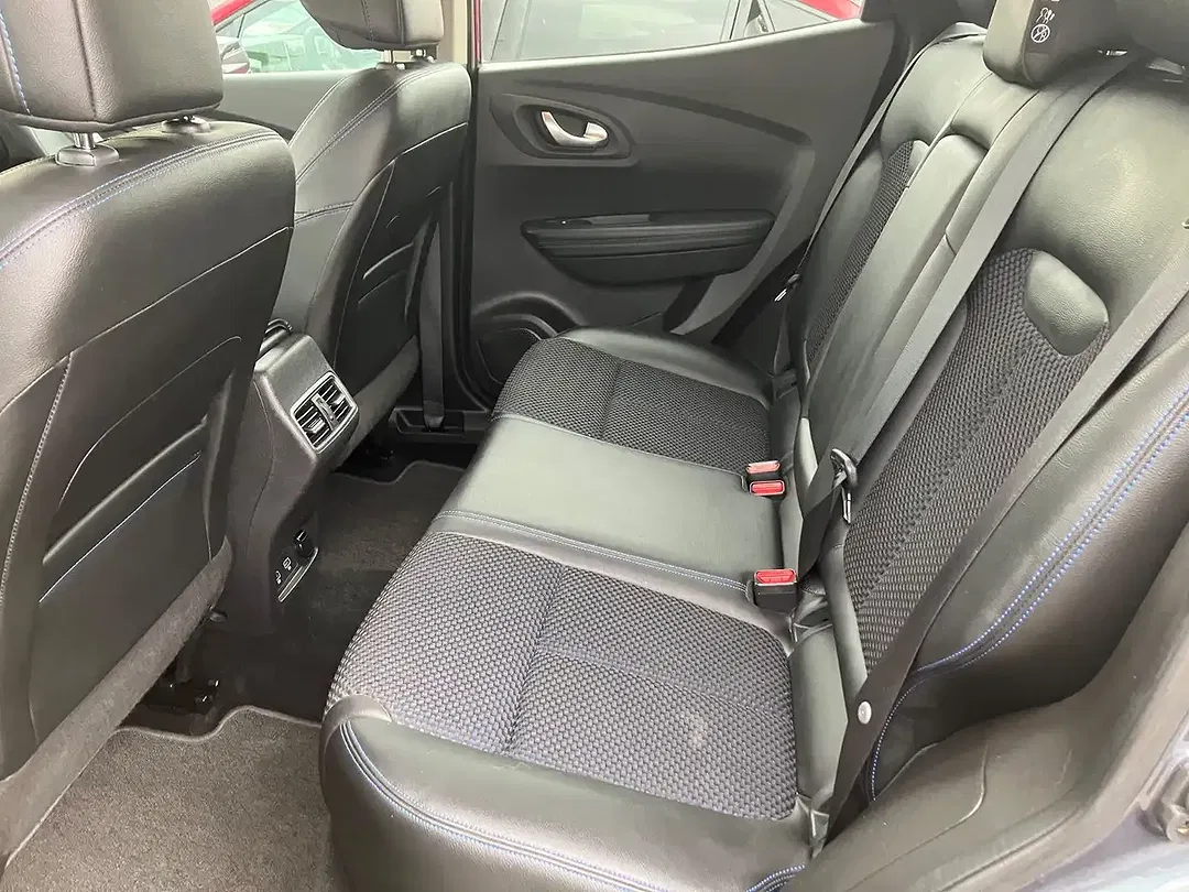 Renault Kadjar TCe EDC Limited - Thumbnail 7