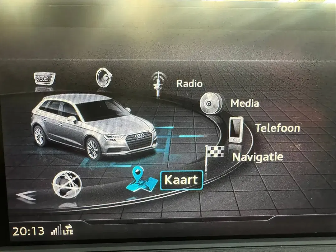 Audi A3 30 TFSI Sportback - Thumbnail 11