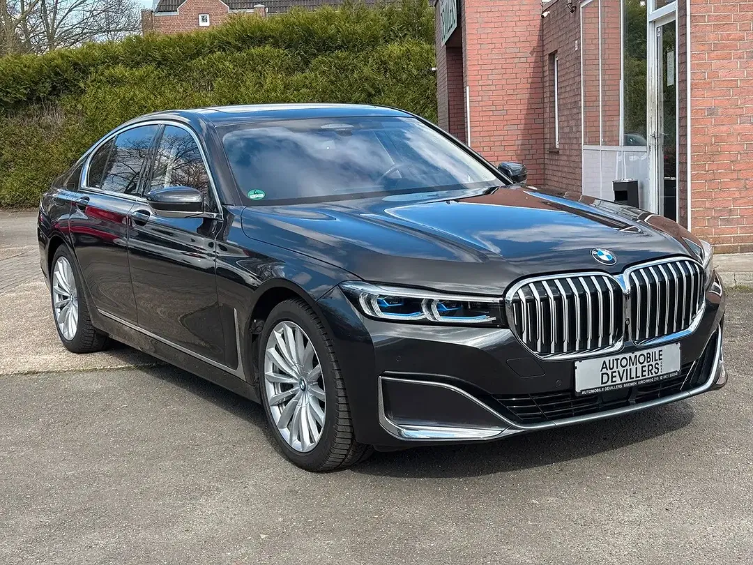 BMW 740 xDrive - foto 2