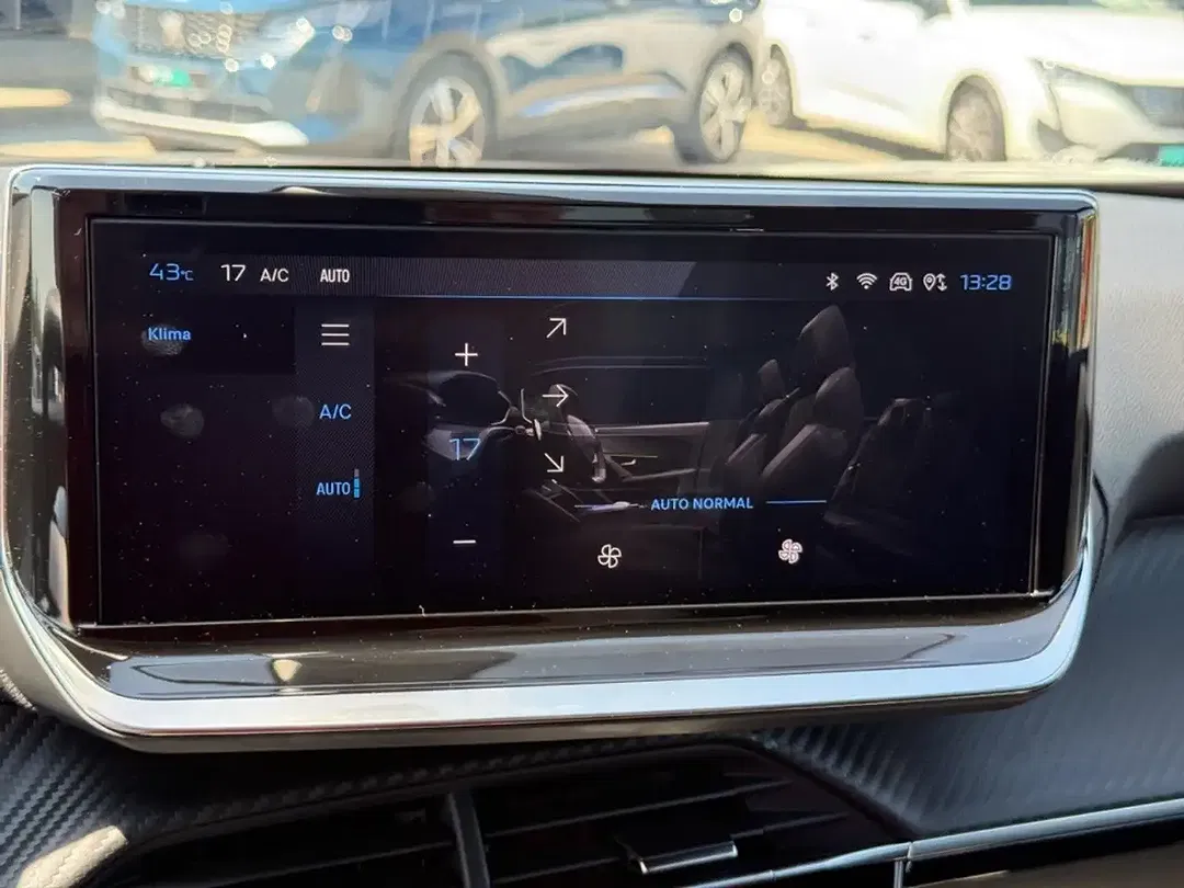 Peugeot 2008 100 PureTech Active - Thumbnail 22