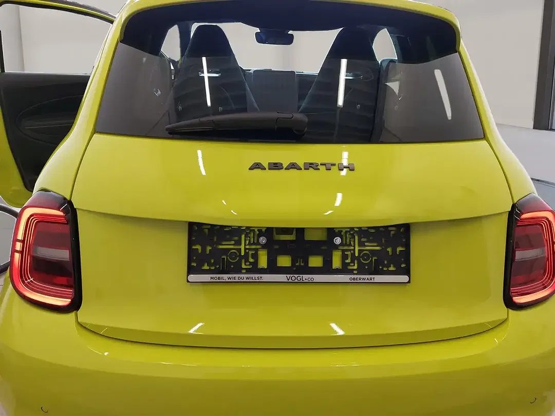 Abarth 500e Turismo - Thumbnail 11