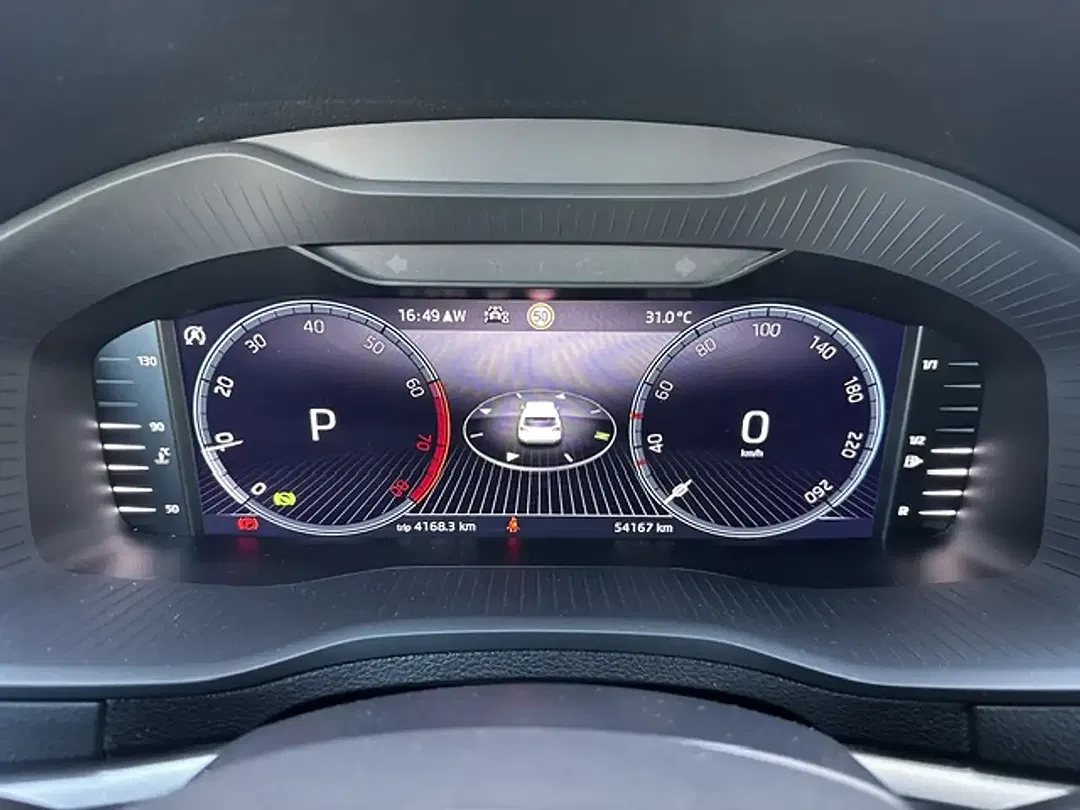 Skoda Karoq Tour - Thumbnail 12