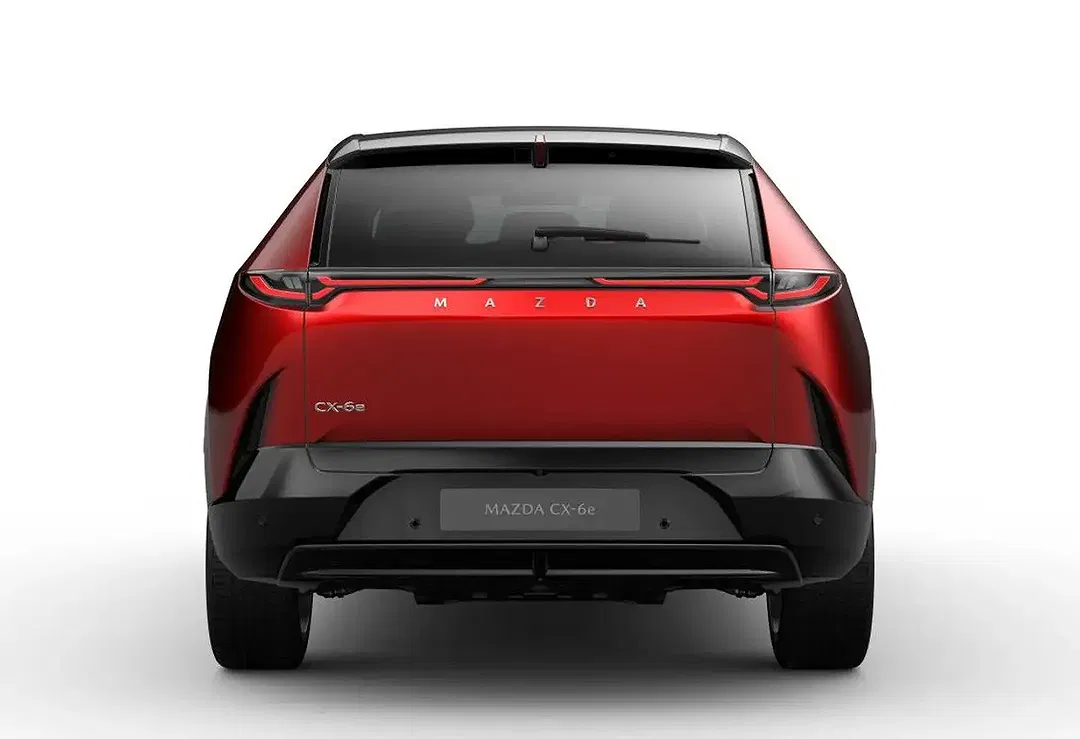 Mazda CX-6e Takumi - Thumbnail 4