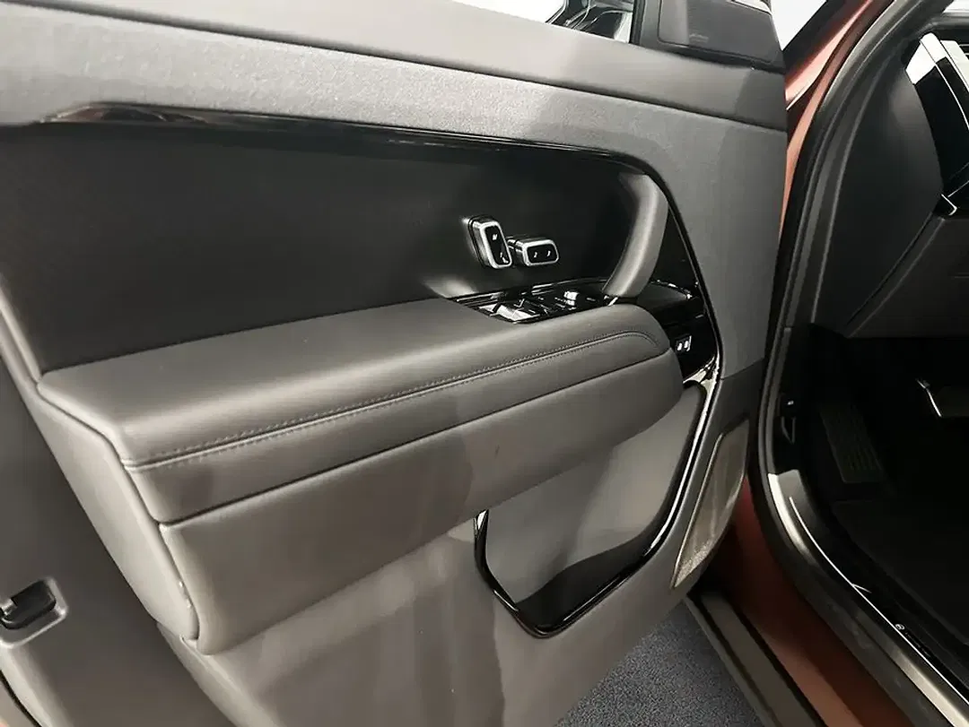 Land Rover Range Rover Sport P635 SV Edition Two - Thumbnail 14