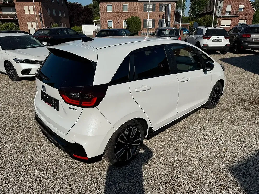 Honda Jazz 1.5 i-MMD Hybrid Advance Sport - Thumbnail 6